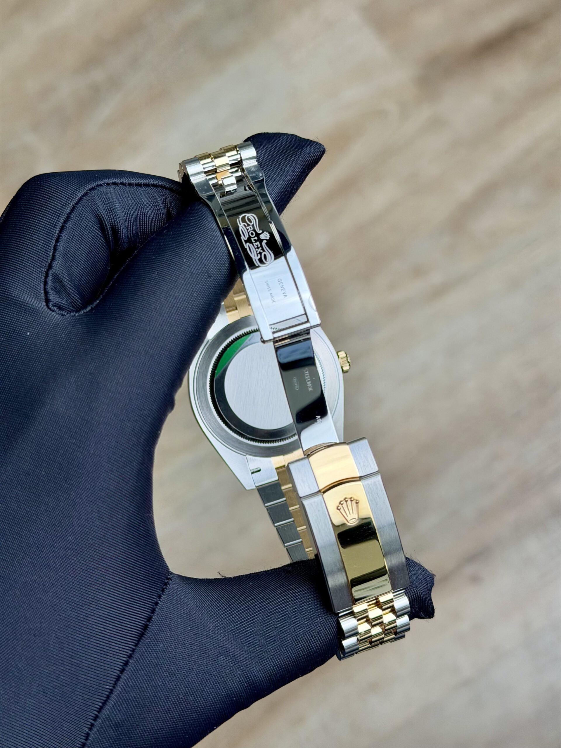 Rolex Datejust 126333 view 9