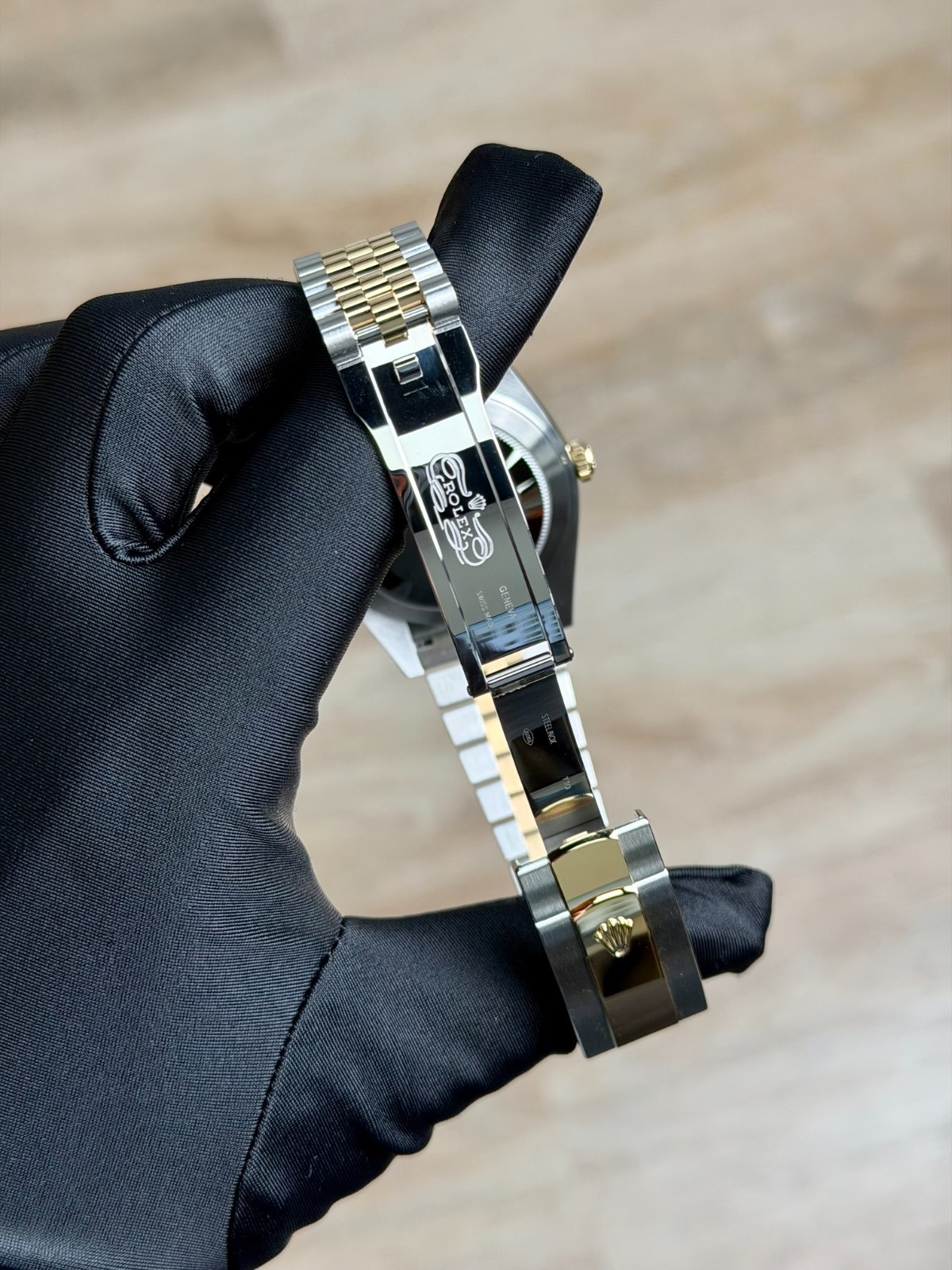 Rolex Datejust 126333 view 9