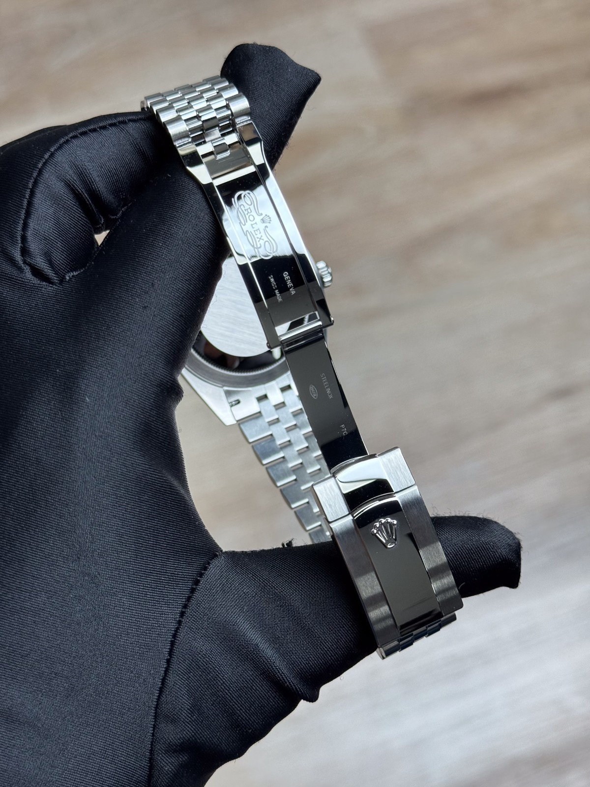 Rolex Datejust 126334 view 8