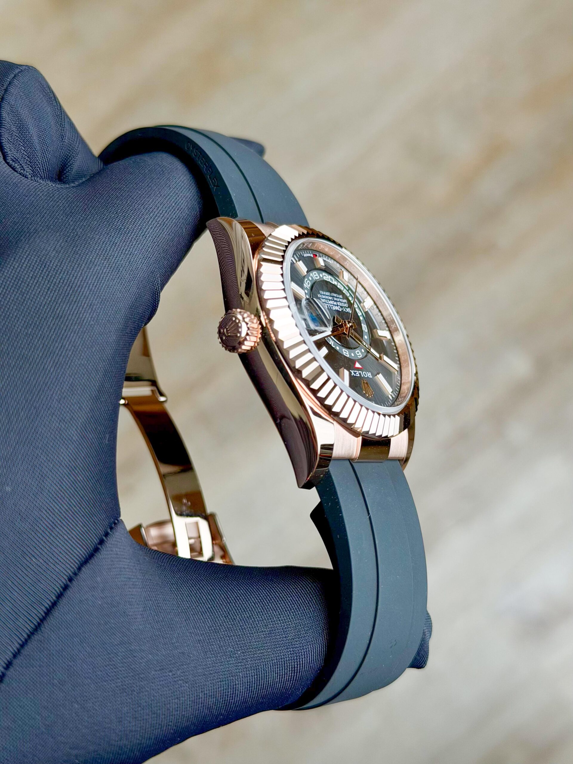 Rolex Sky-Dweller 336235 view 6