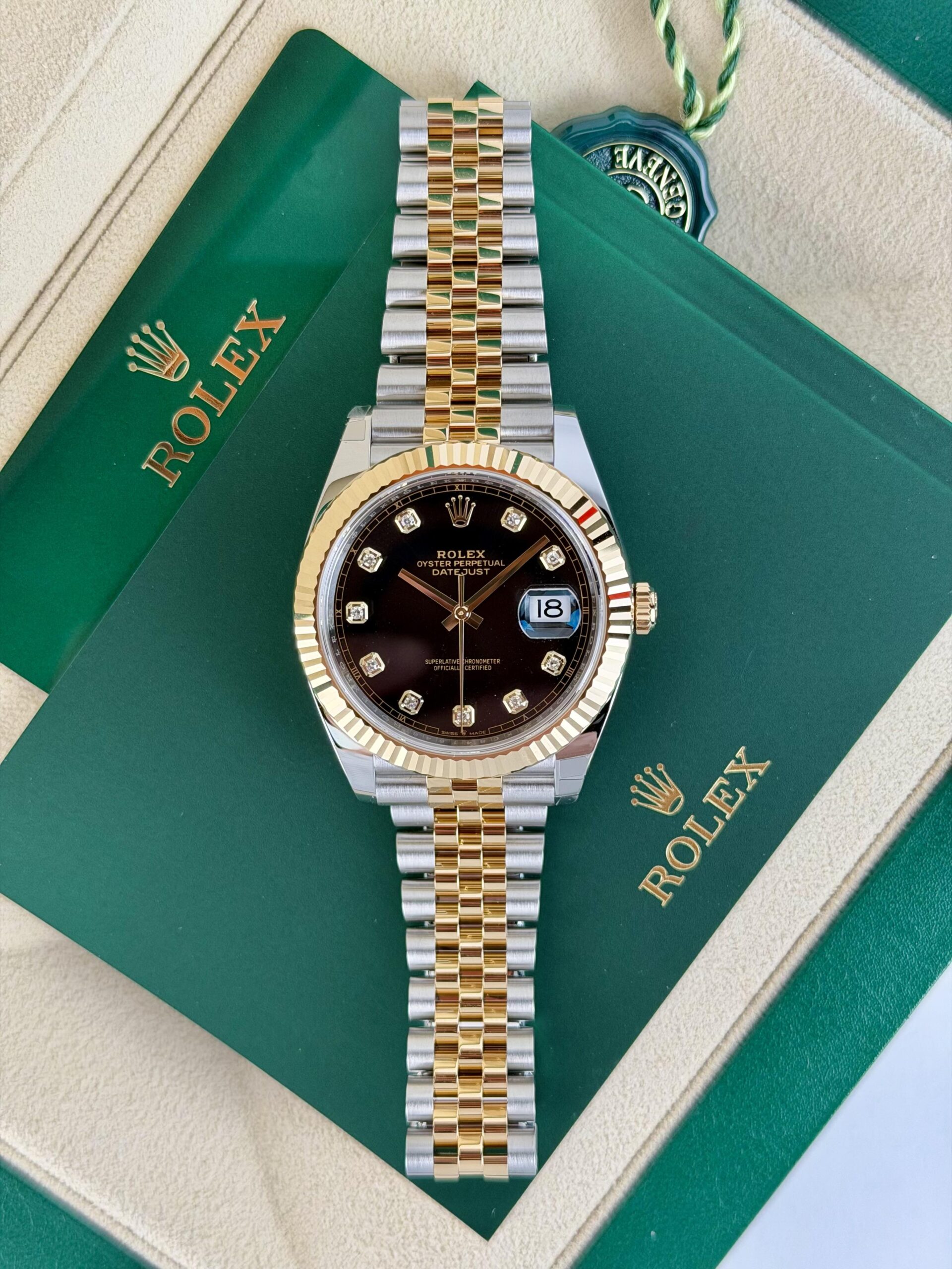 Rolex Datejust 126333 view 2