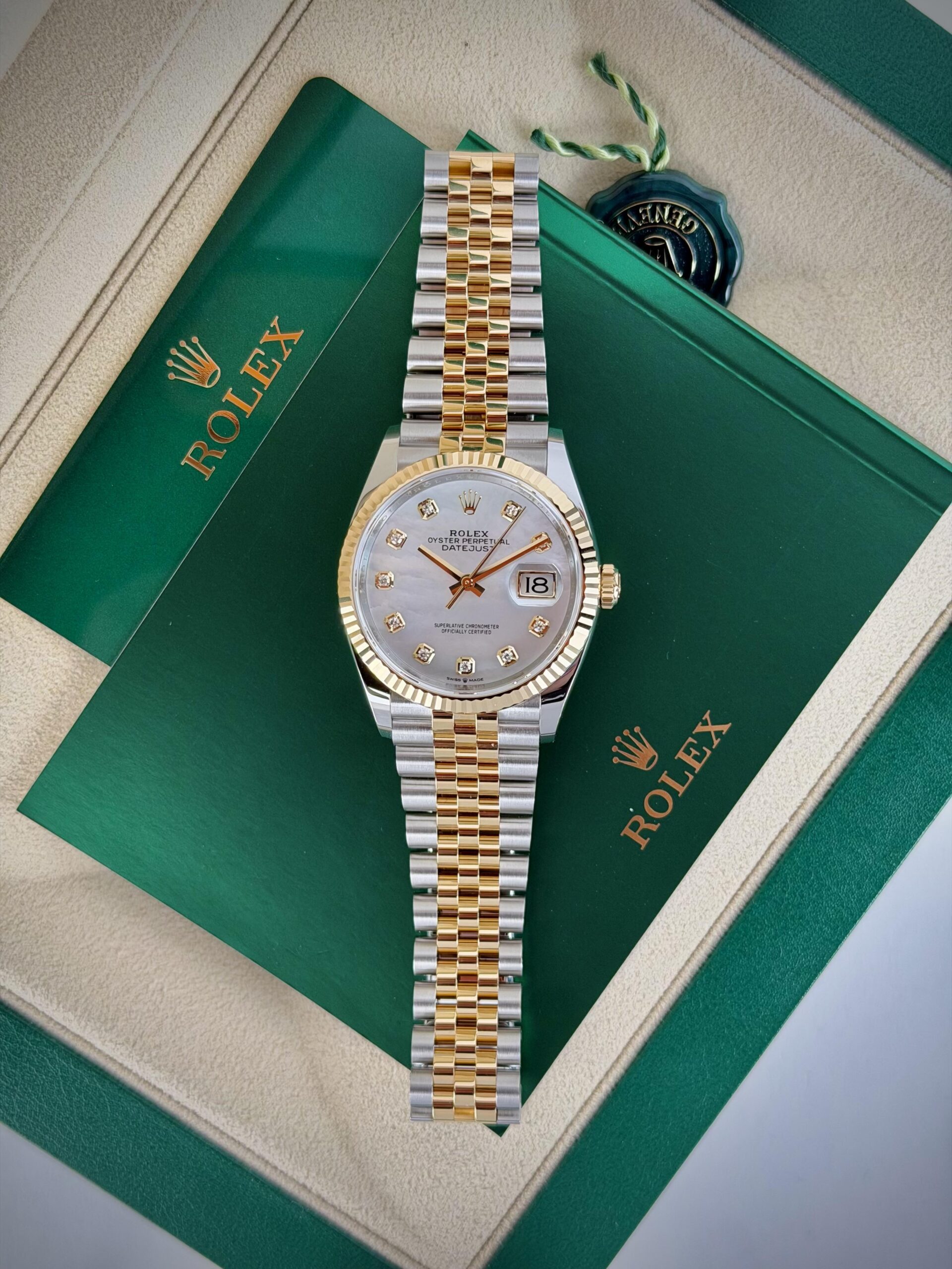 Rolex Datejust 126233 view 2
