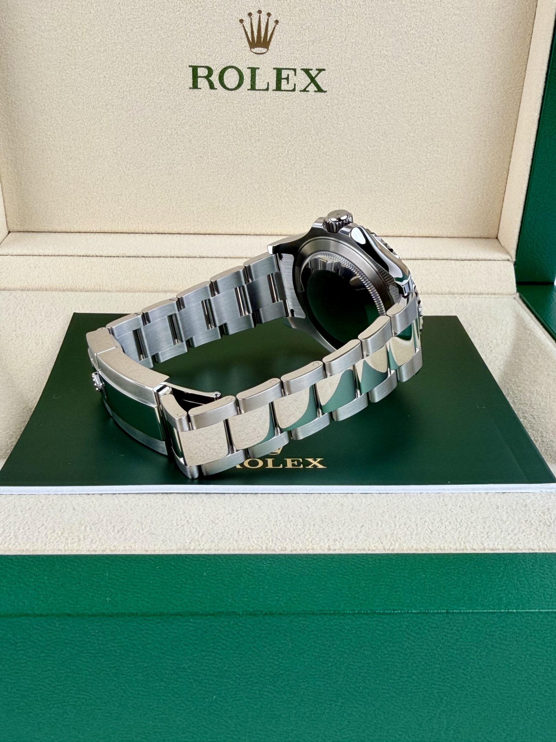 Rolex Yacht-Master 126622 view 8