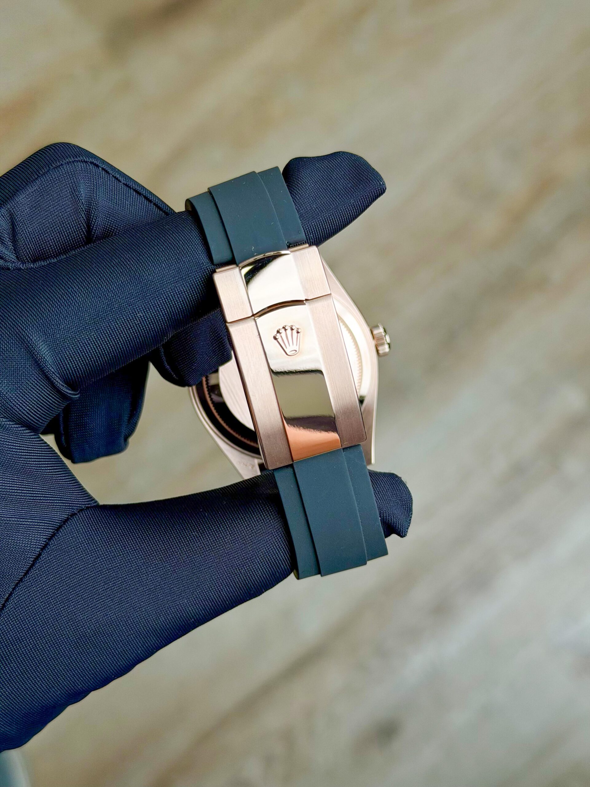 Rolex Sky-Dweller 336235 view 9