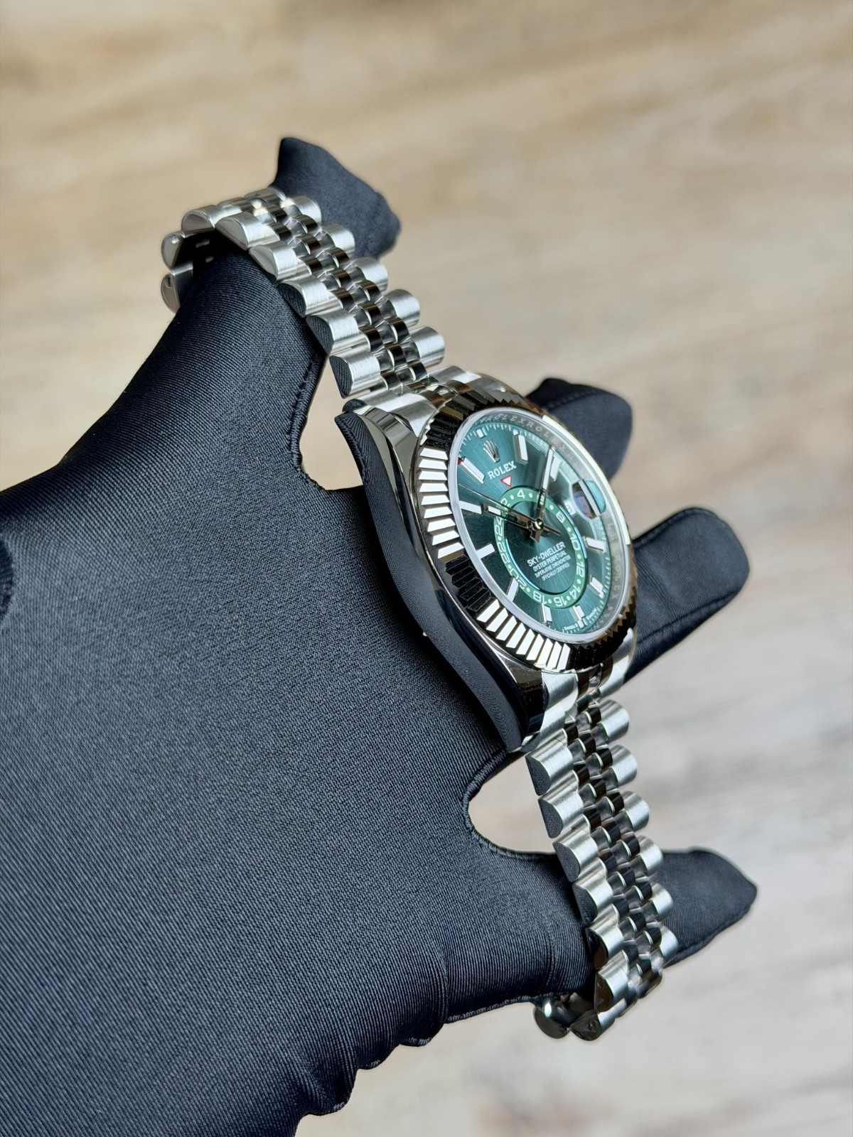 Rolex Sky-Dweller 336934 view 4