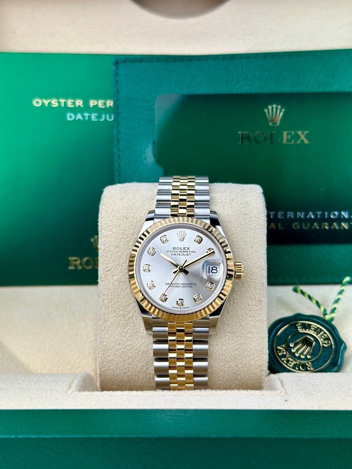 Rolex Datejust 278273 view 2