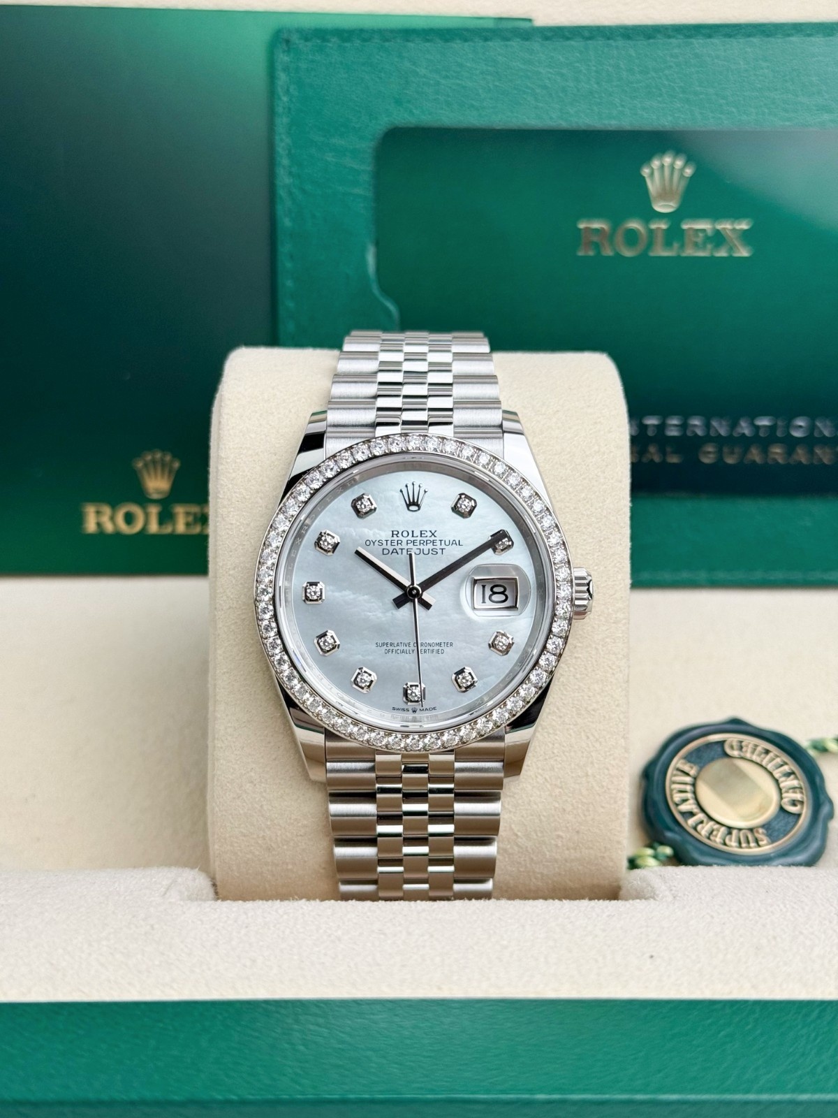 Rolex Datejust 126284RBR view 2