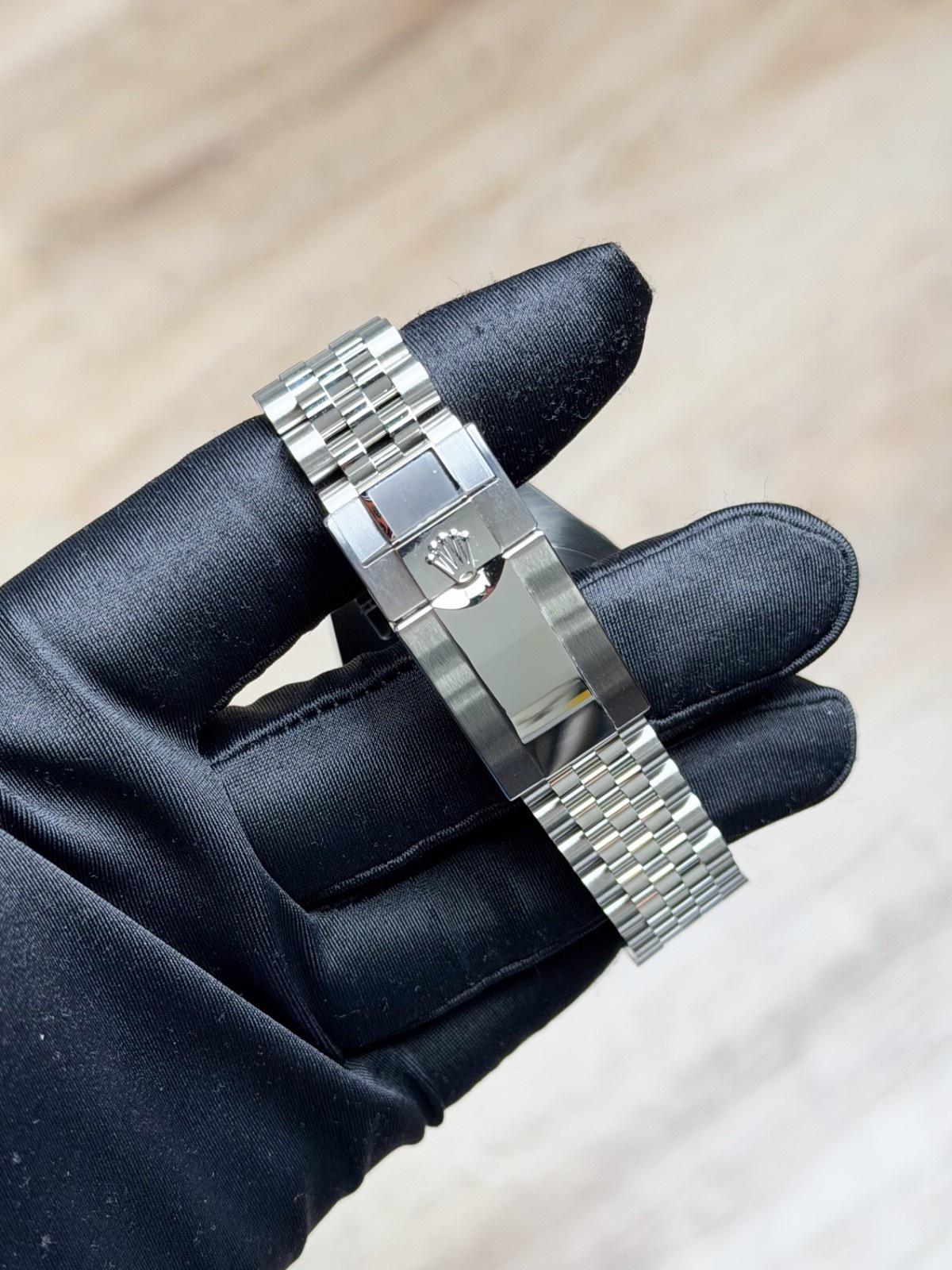 Rolex GMT-Master II 126720VTNR view 10