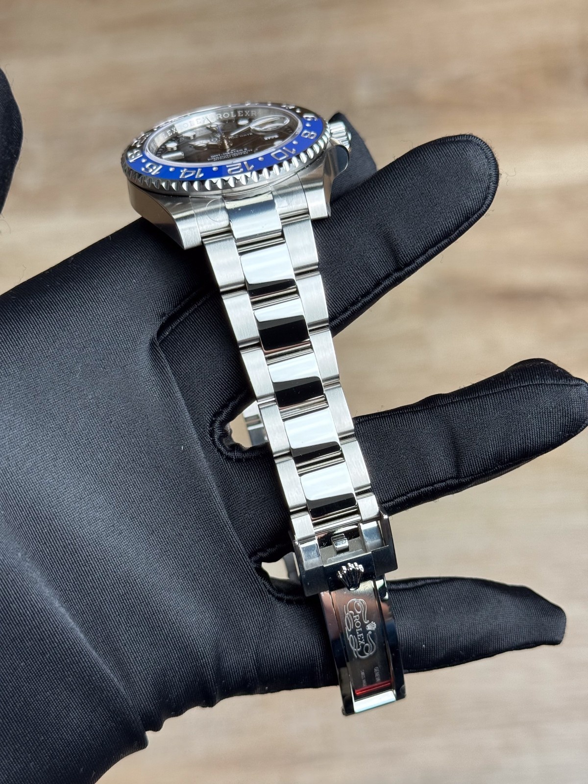 Rolex GMT-Master II 126710BLNR view 4