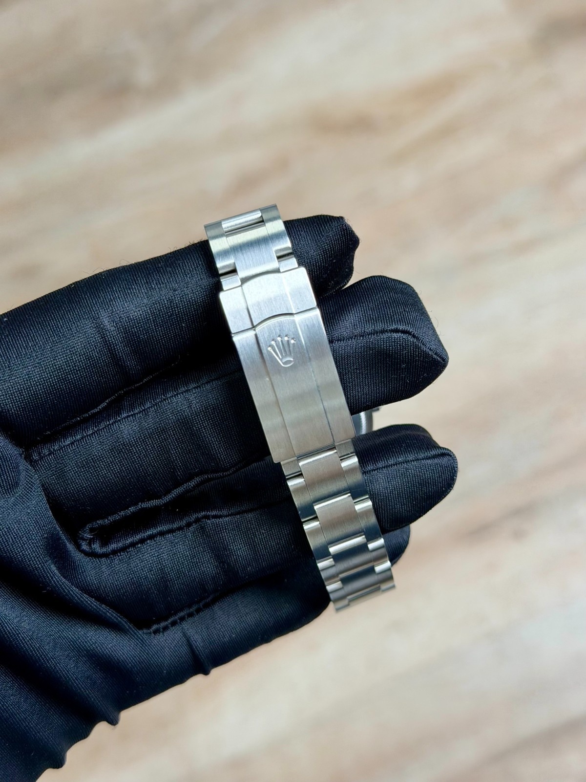 Rolex Oyster Perpetual 277200 view 9