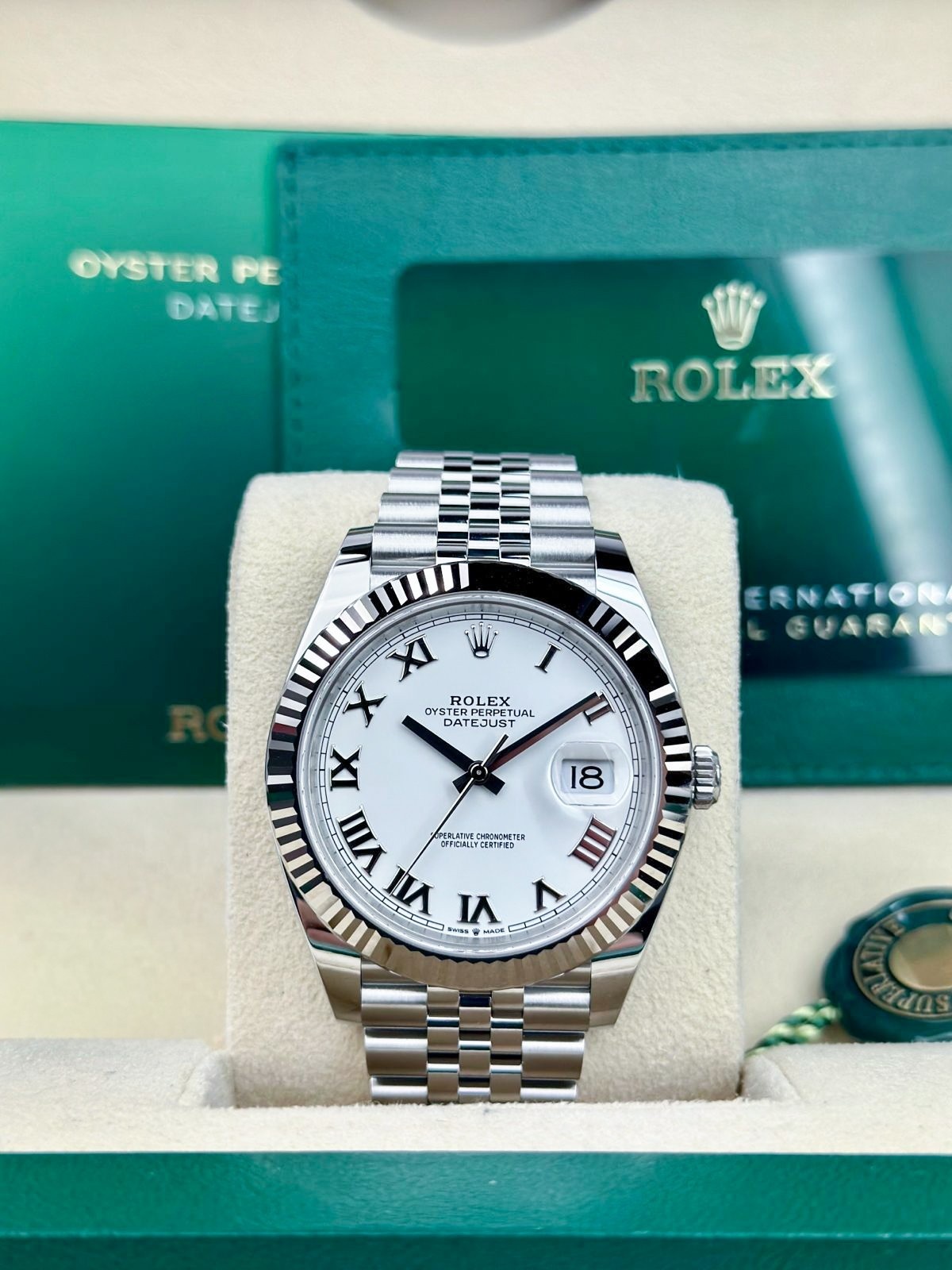 Rolex Datejust 126334 view 2