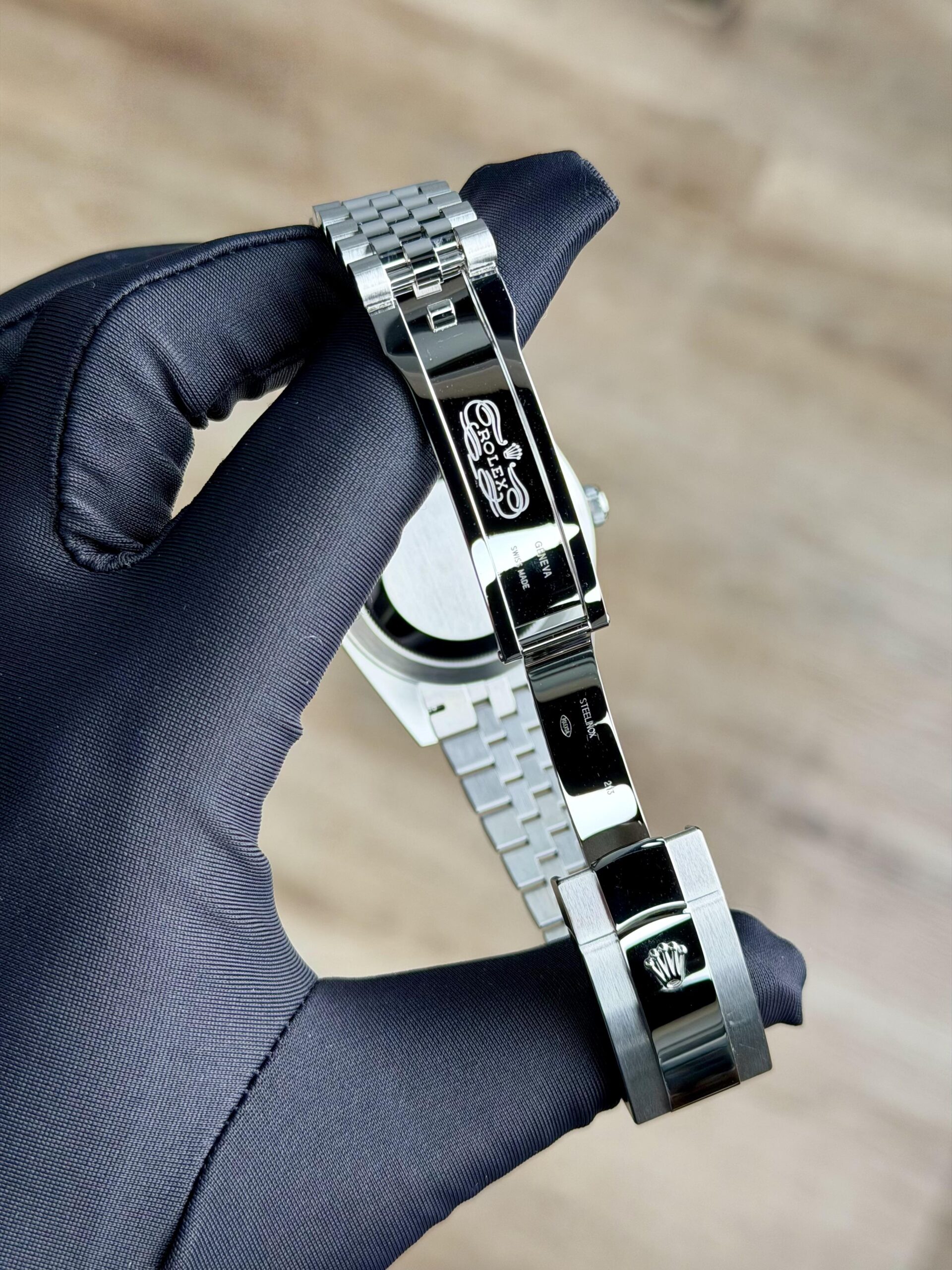 Rolex Datejust 126334 view 8