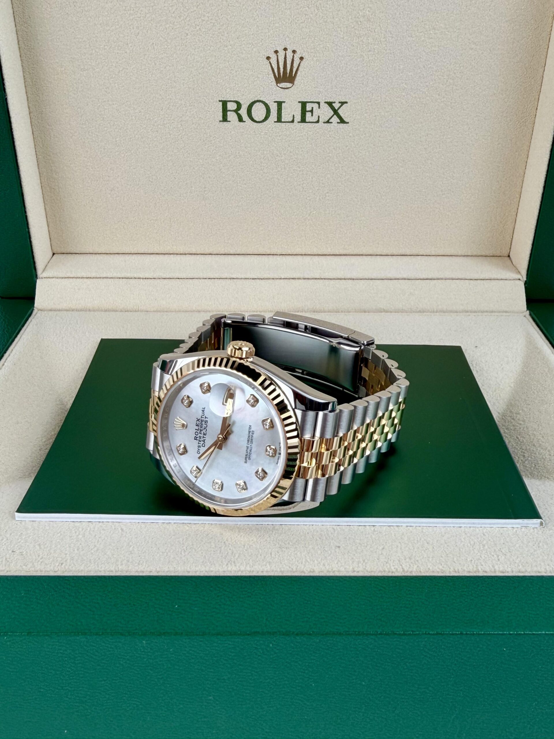 Rolex Datejust 126233 view 3