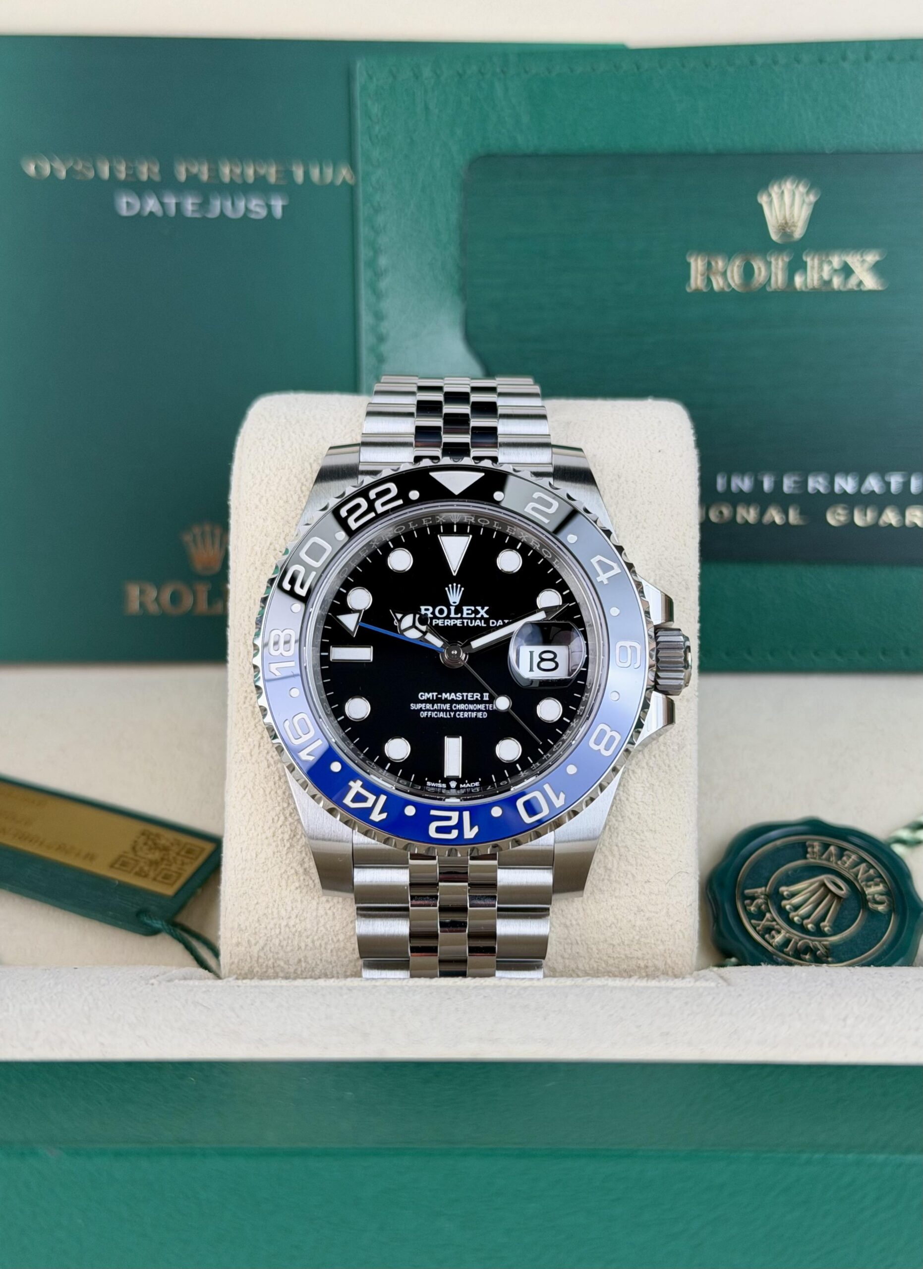 Rolex GMT-Master II 126710BLNR view 2