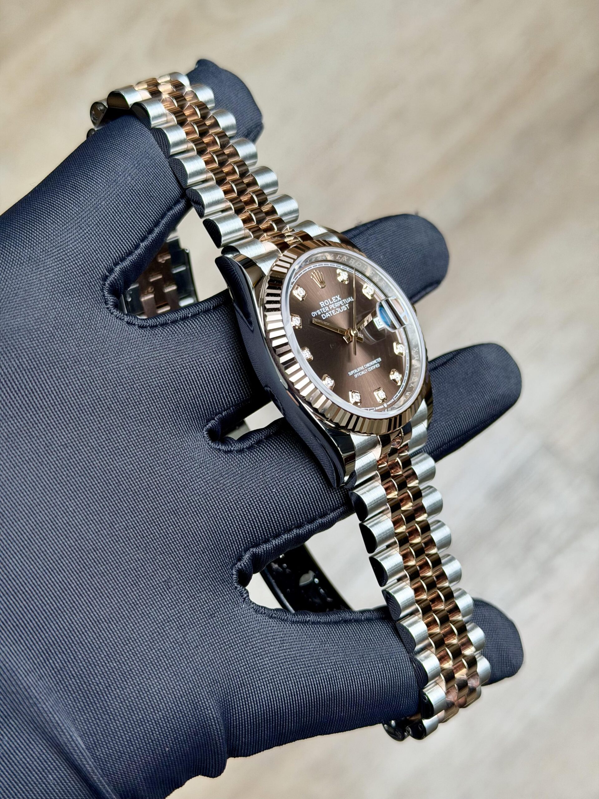 Rolex Datejust 126231 view 4