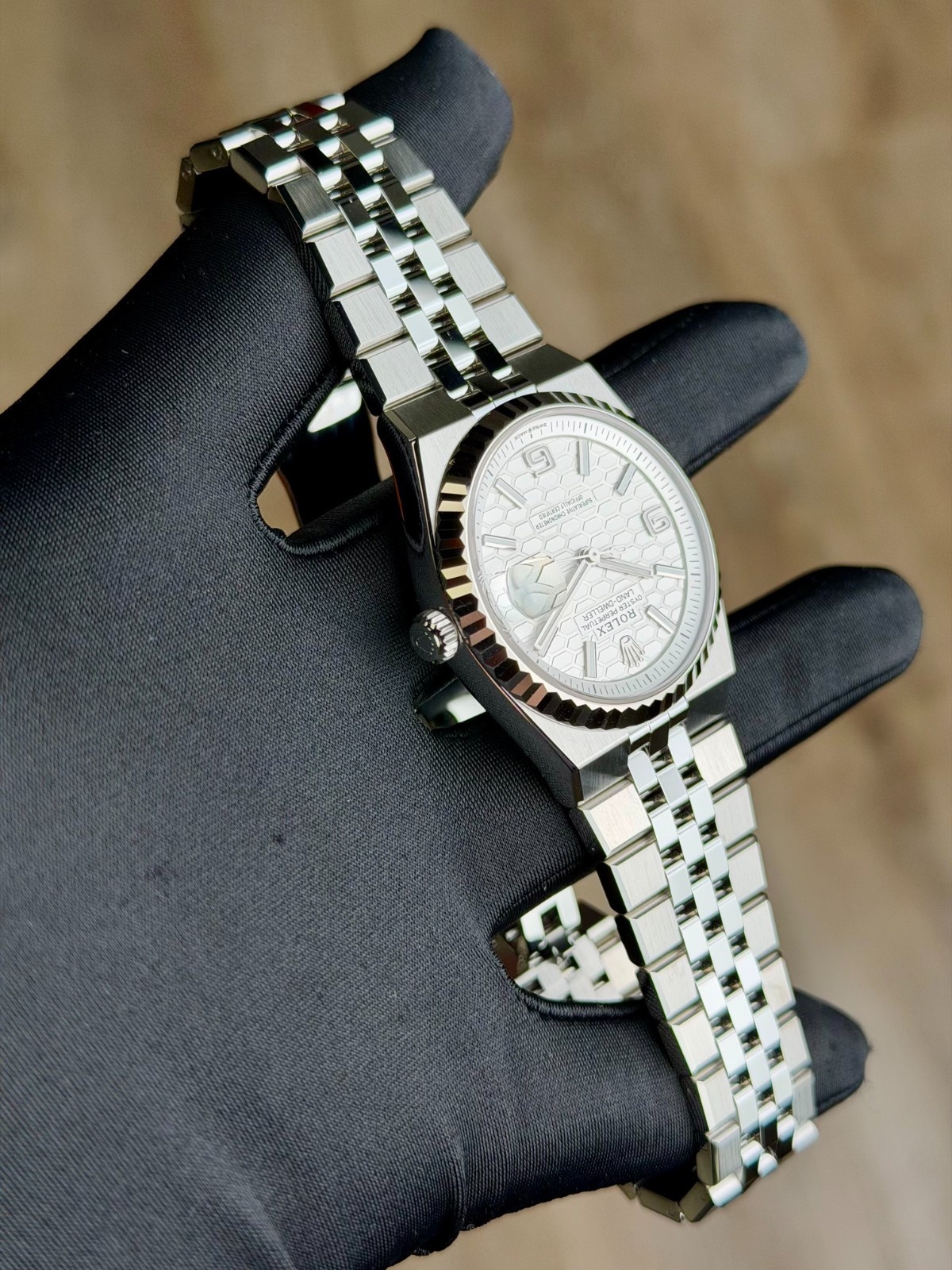 Rolex Land-Dweller 127234 view 6