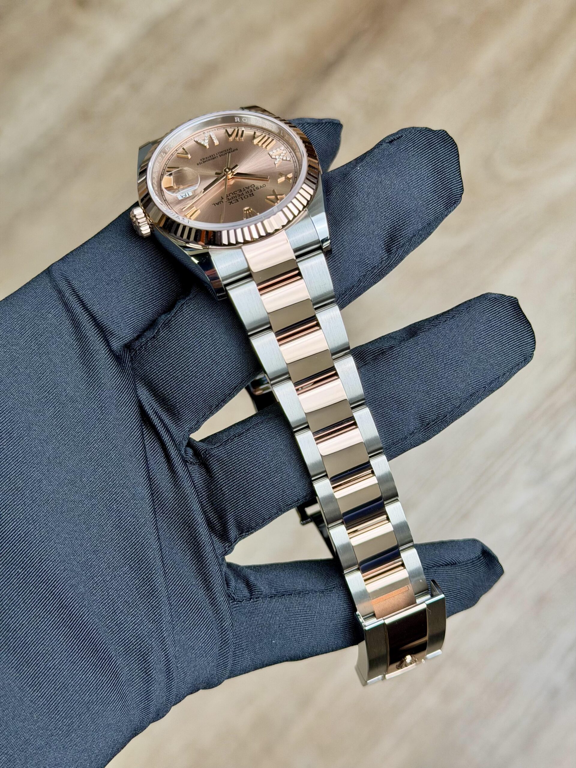 Rolex Datejust 126231 view 7