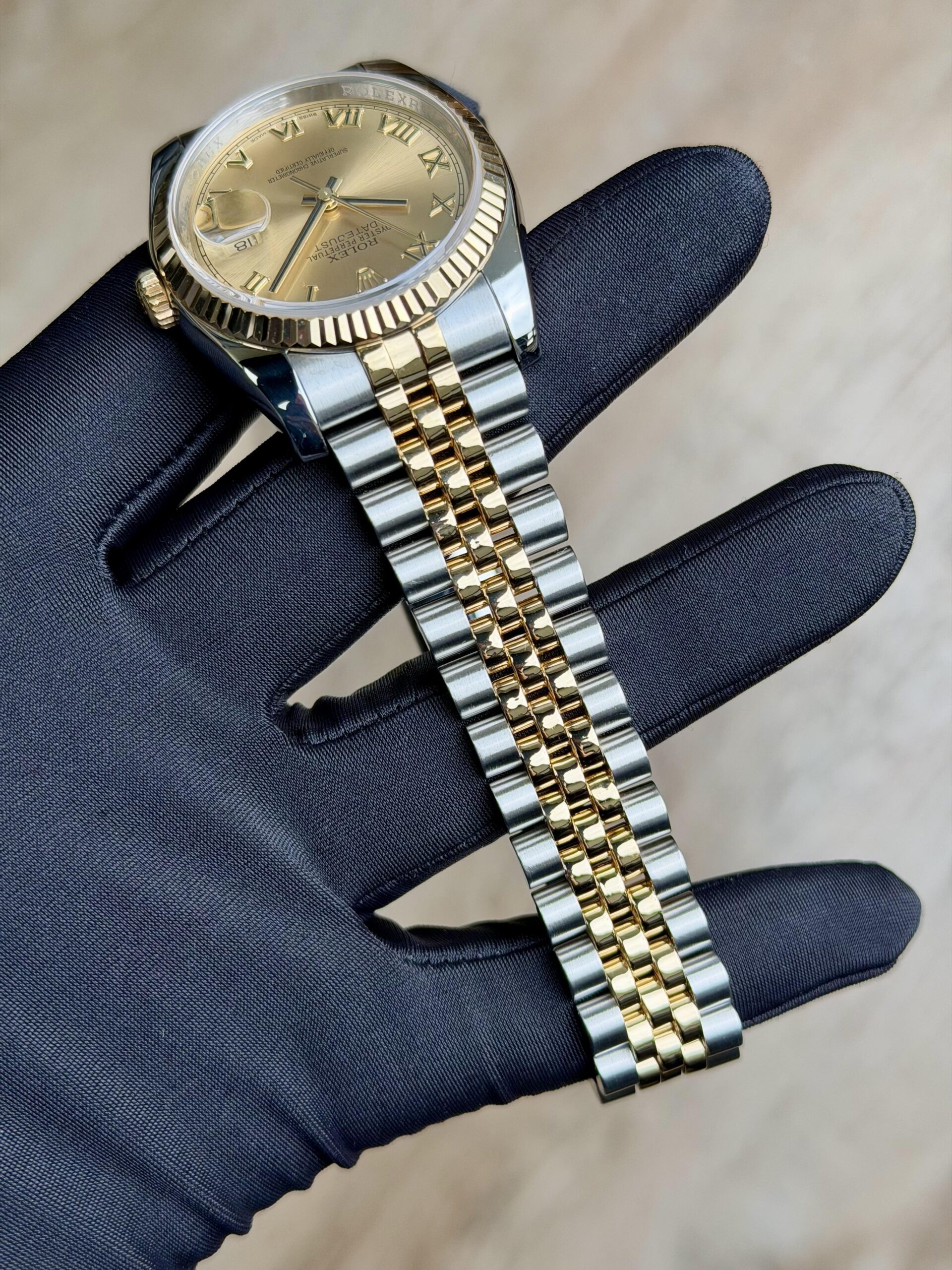 Rolex Datejust 116233 view 7