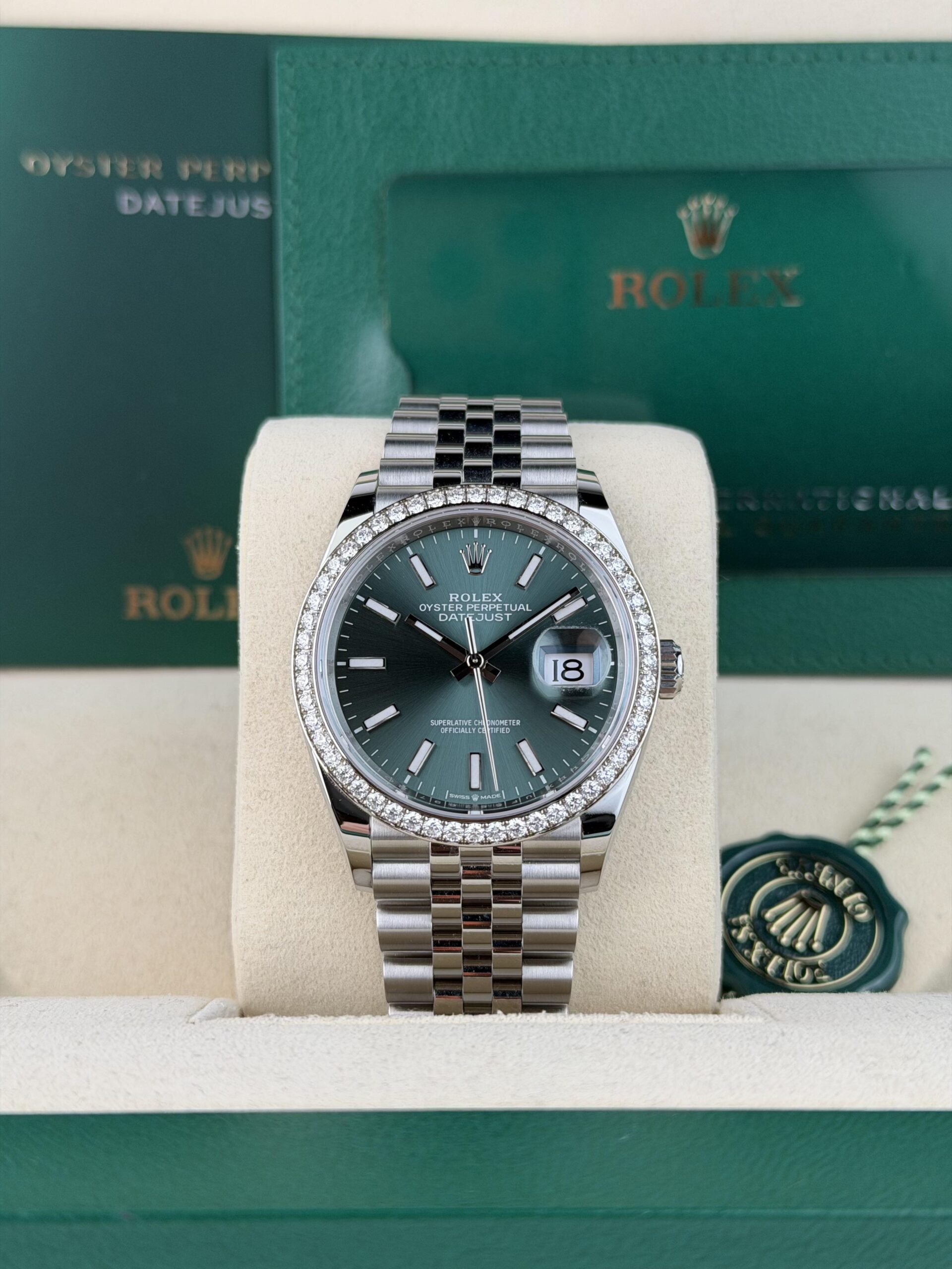Rolex Datejust 126284RBR view 2