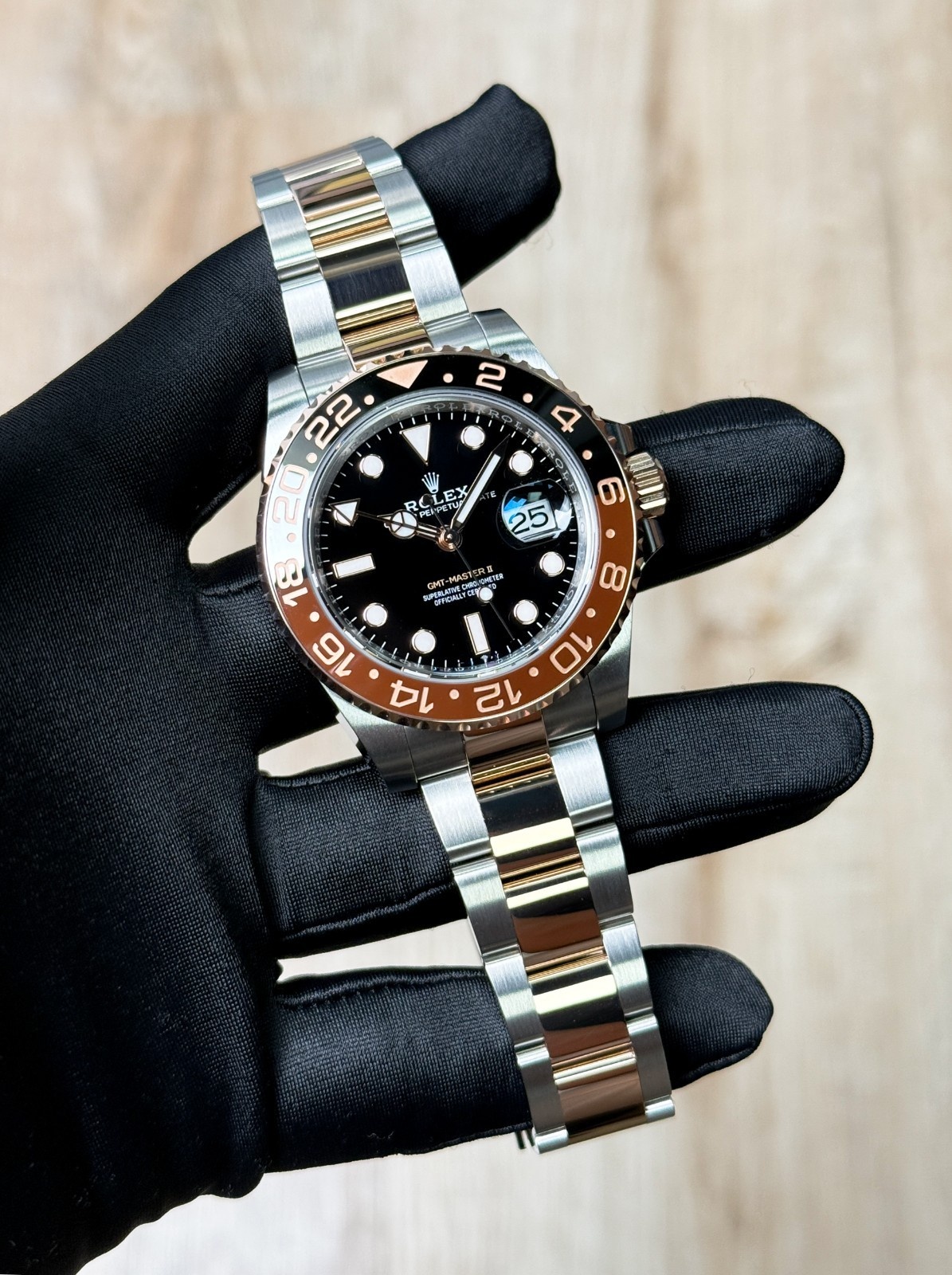 Rolex GMT-Master II 126711CHNR view 3