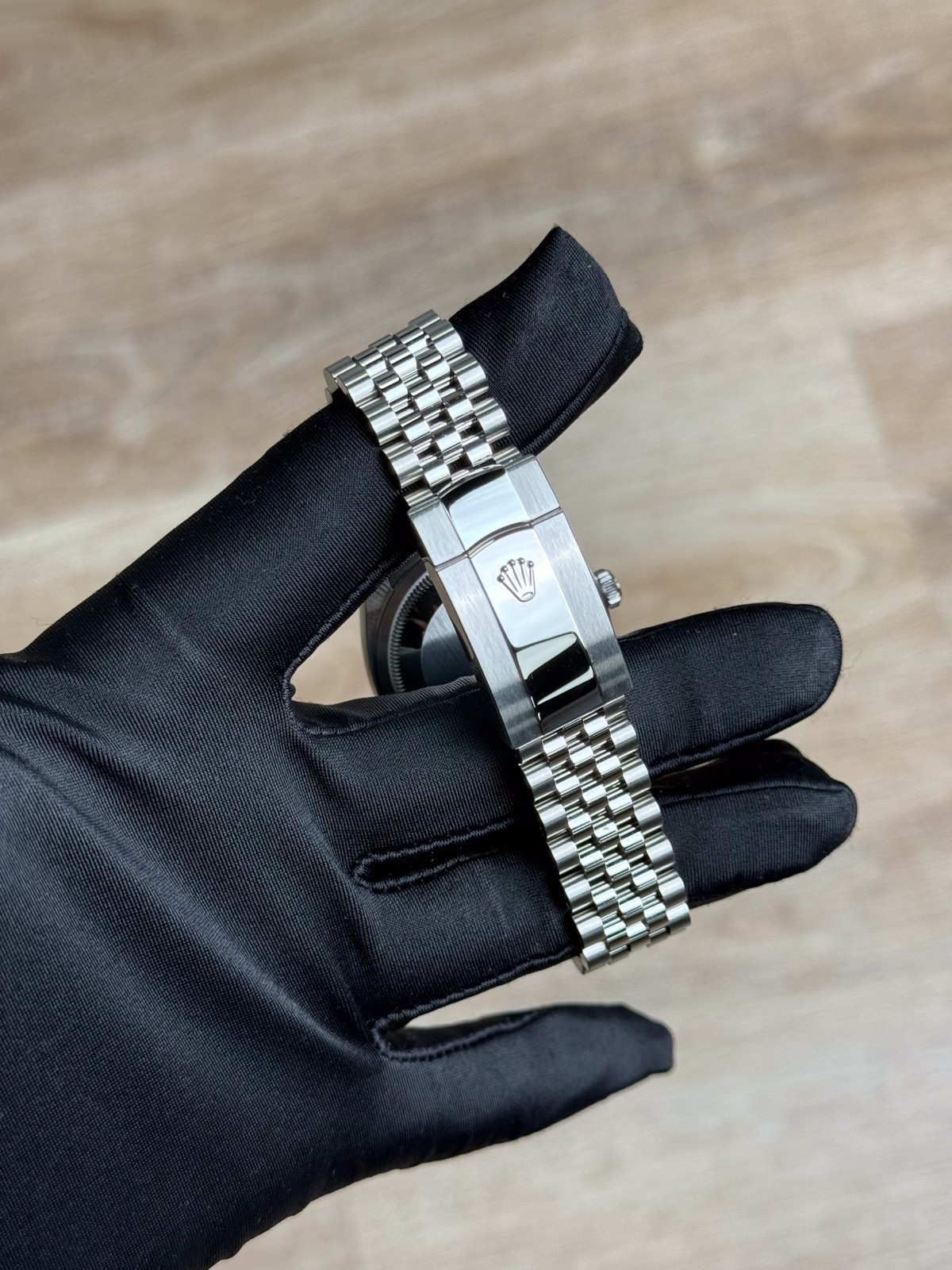 Rolex Datejust 126234 view 9