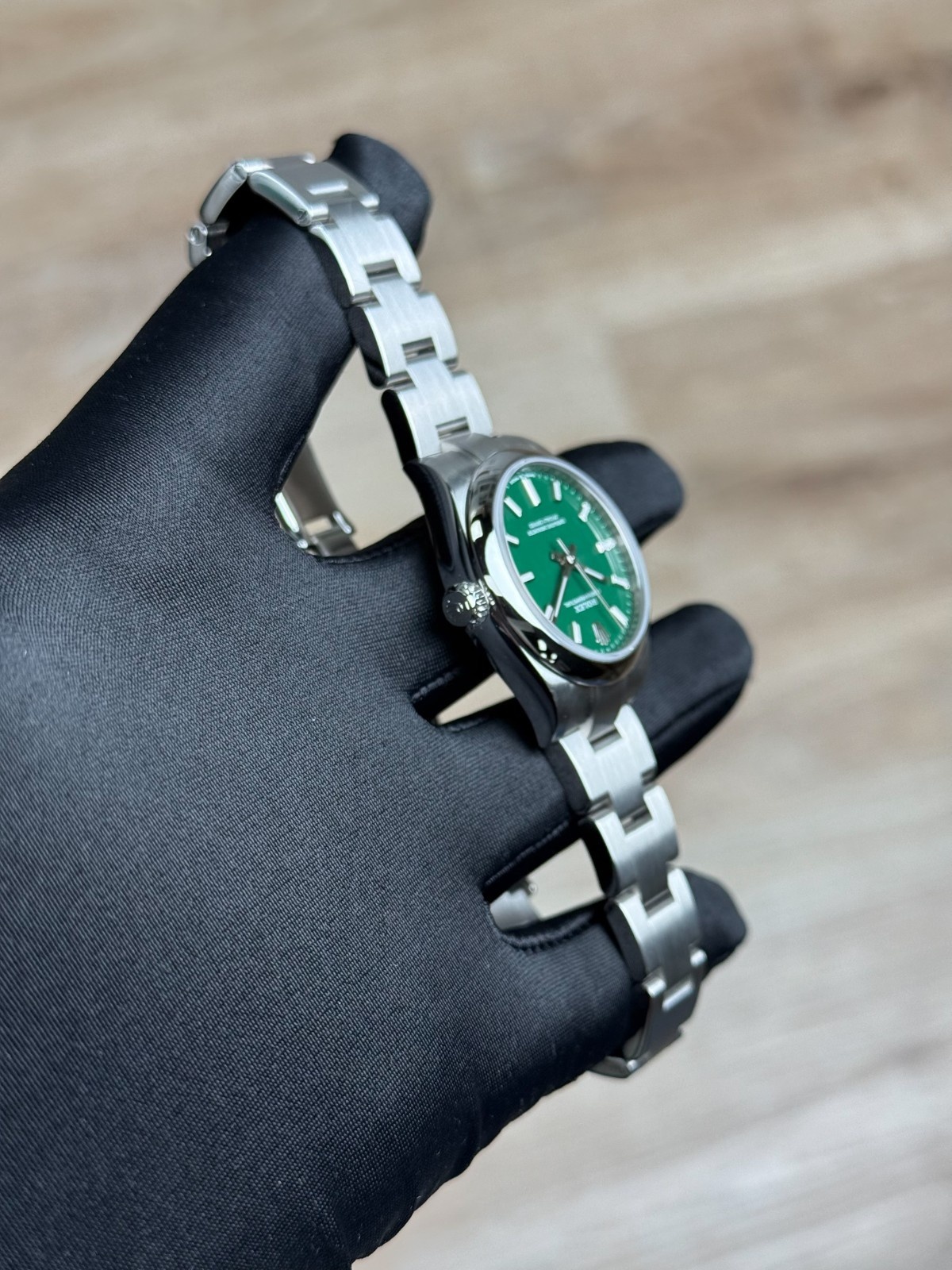 Rolex Oyster Perpetual 277200 view 6