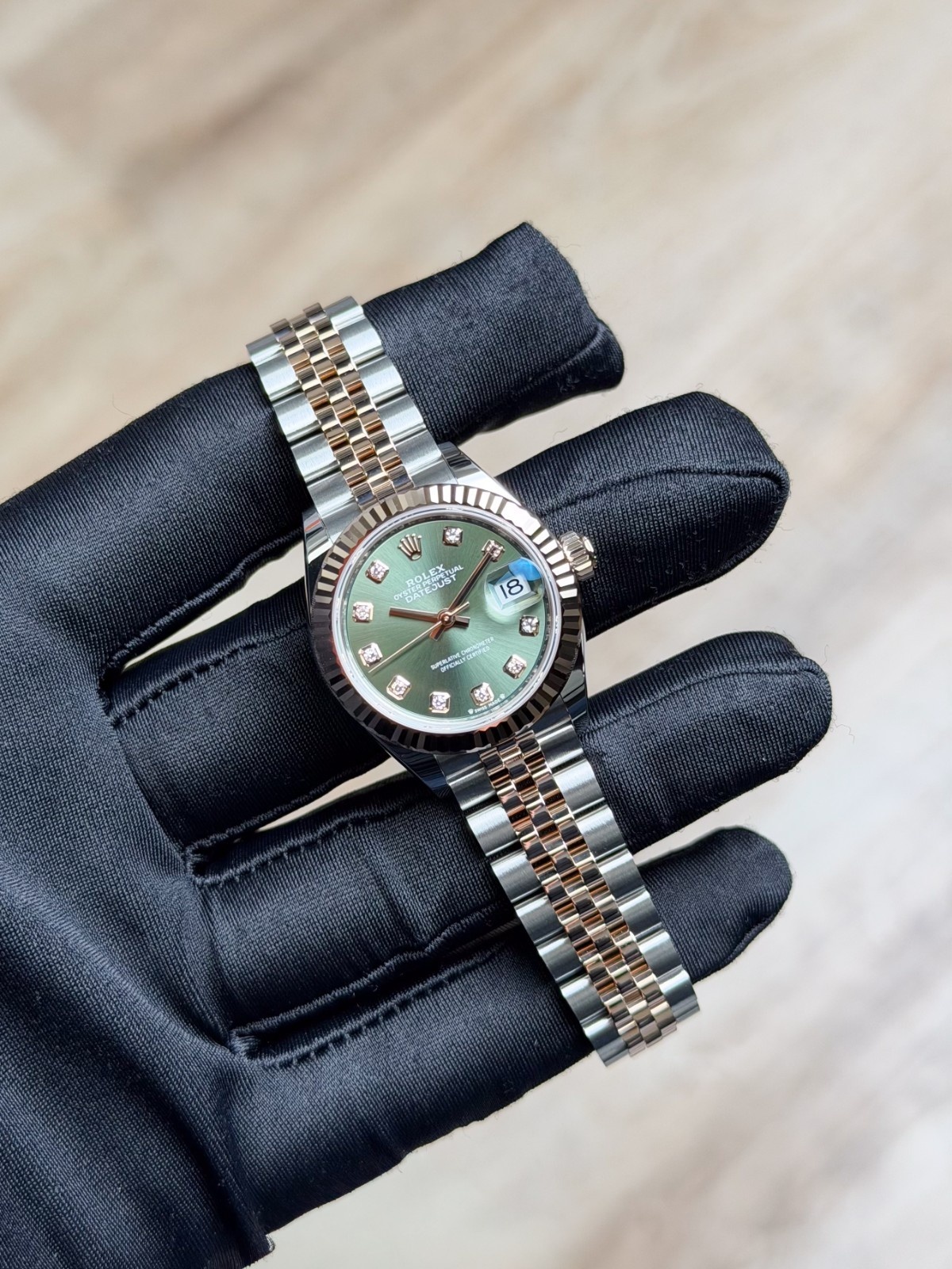 Rolex Lady-Datejust 279171 view 2