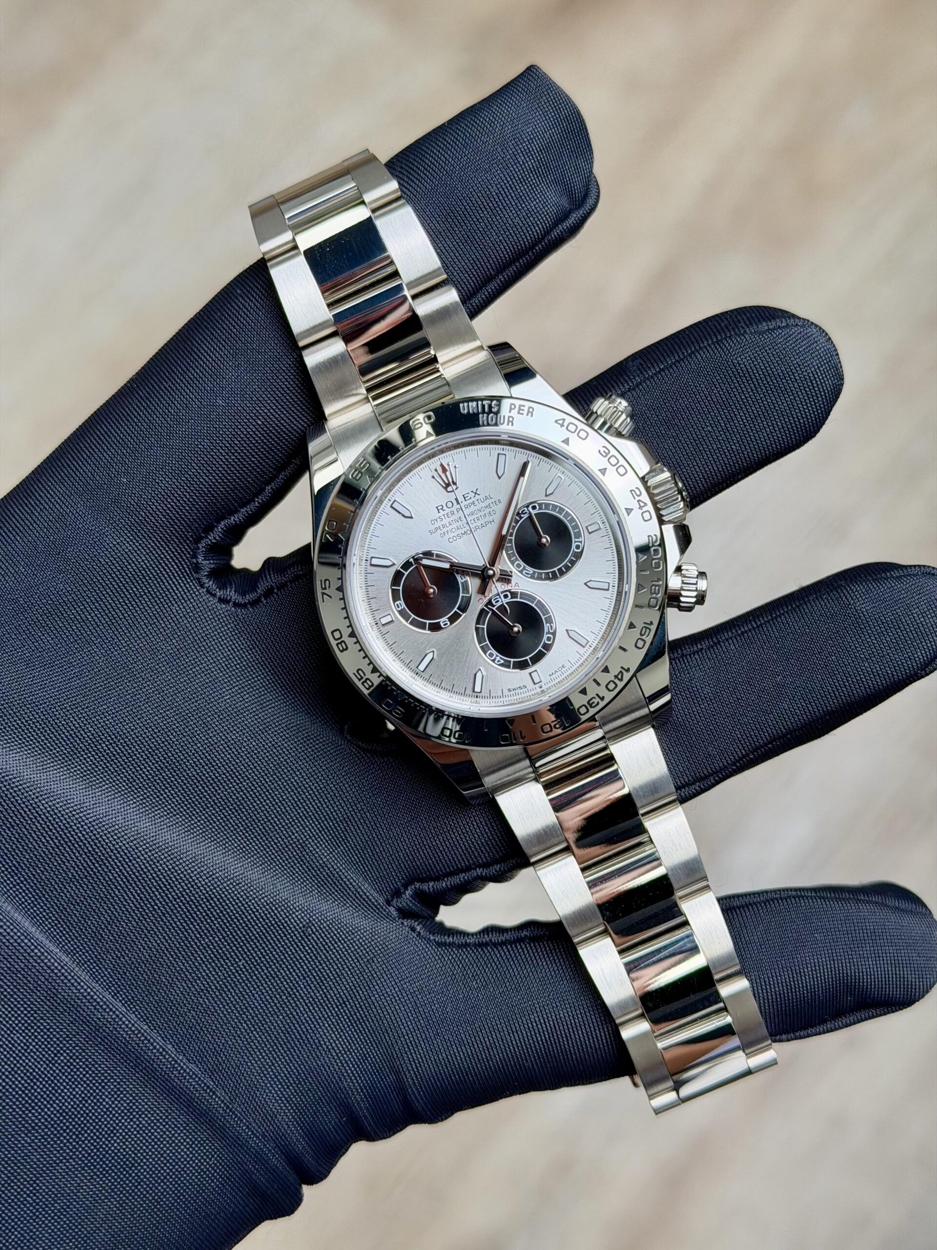 Rolex Cosmograph Daytona “Ghost” 126509 view 3