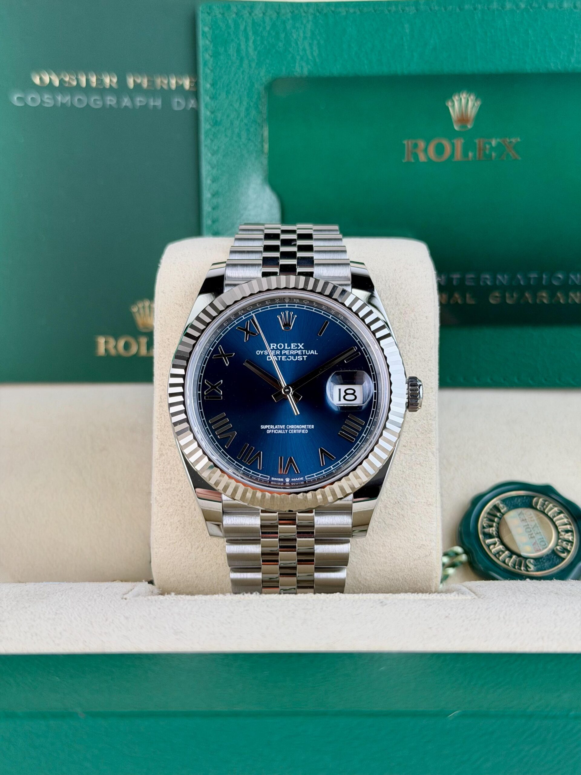Rolex Datejust 126334 view 2