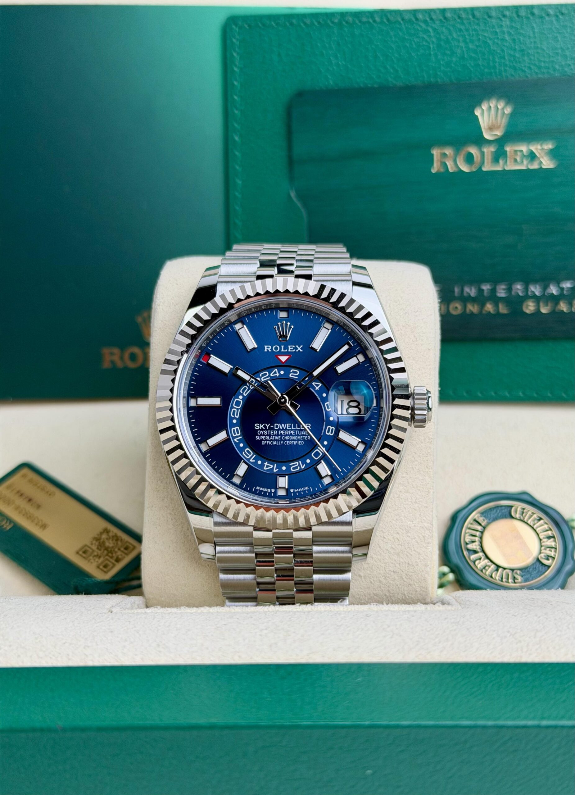 Rolex Sky-Dweller 336934 view 2
