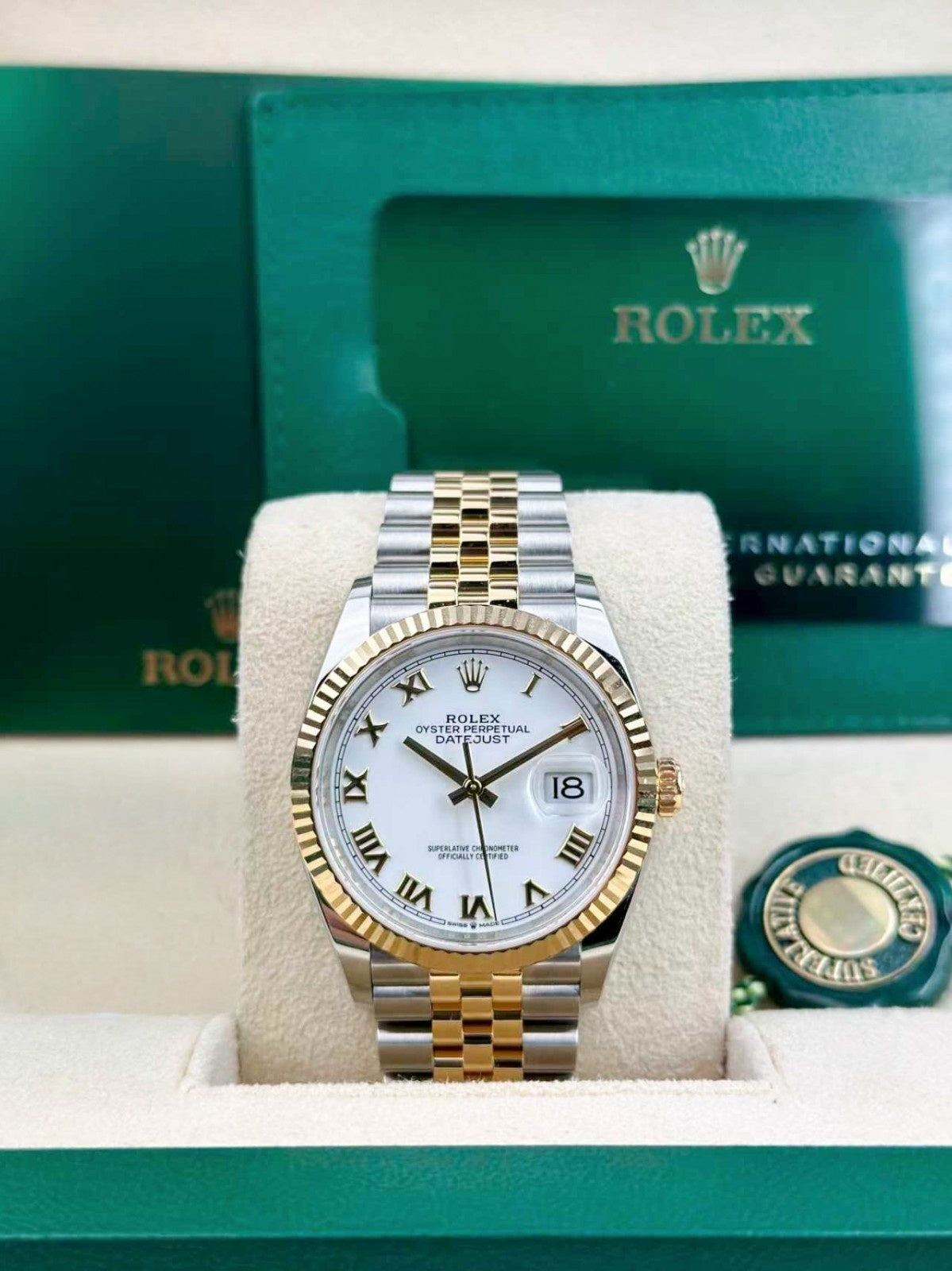 Rolex Datejust 126233 view 2