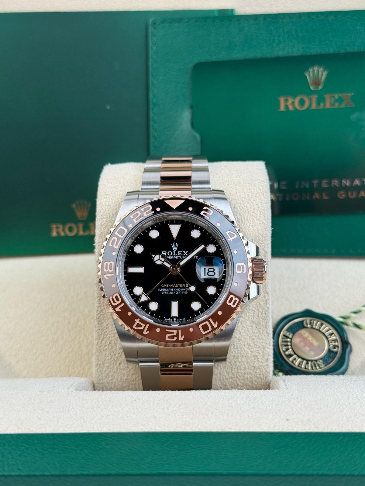 Rolex GMT-Master II 126711CHNR view 2
