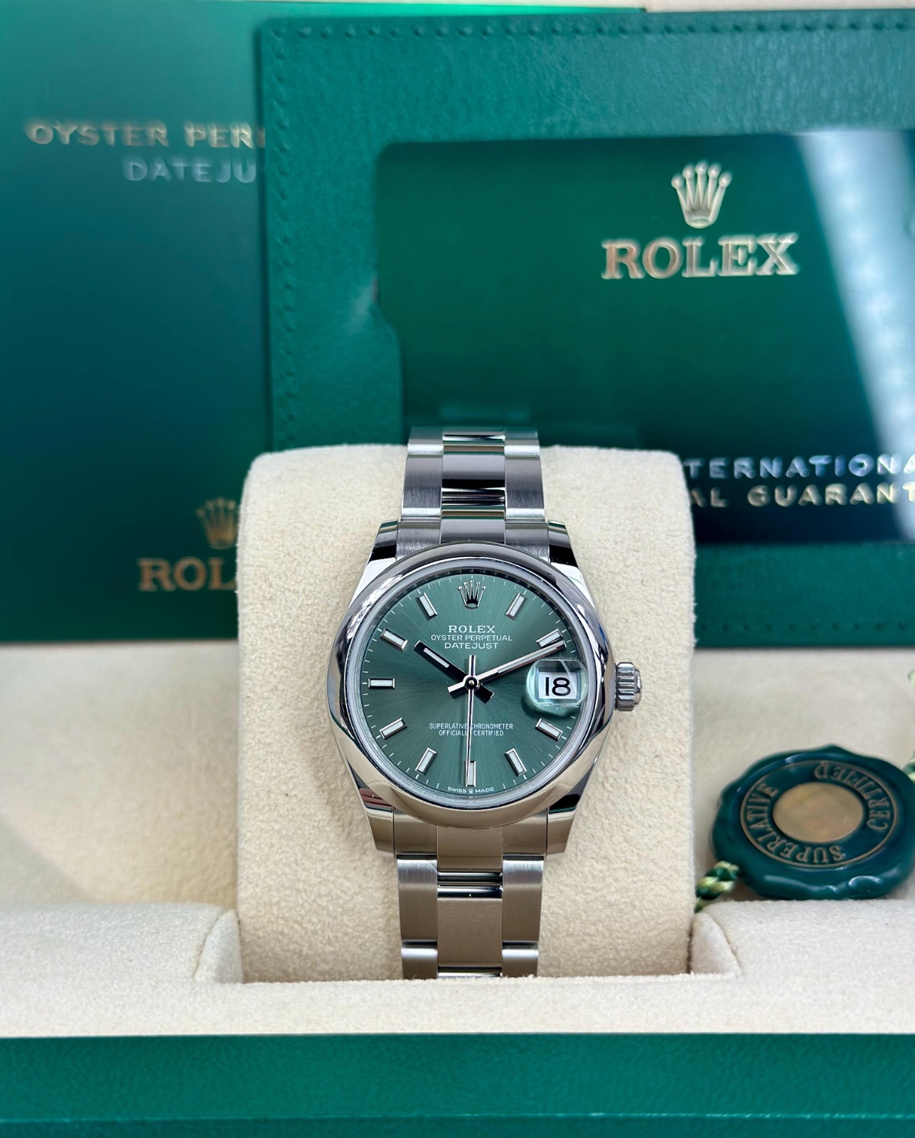 Rolex Datejust 278240 view 2